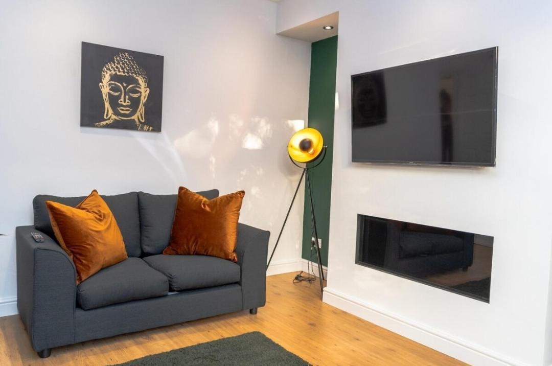Charming York House- Walking Distance To Town Centre Villa Eksteriør billede