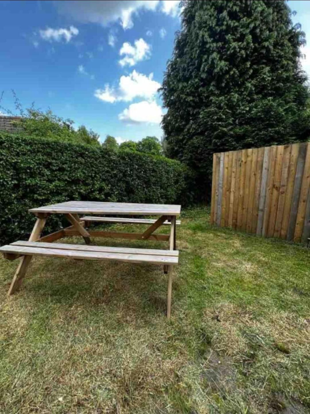 Charming York House- Walking Distance To Town Centre Villa Eksteriør billede